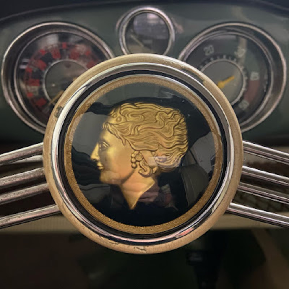 Meet your Posher, Tony